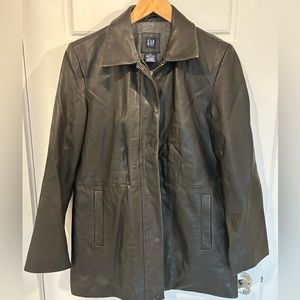 Gap black classic vintage genuine leather jacket